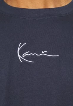 Karl Kani SMALL SIGNATURE TEE - T-Shirt Print - Navy, Herren 7 Karl Kani SMALL SIGNATURE TEE - T-Shirt Print - Navy, Herren -Outlet KARL KANI Store 015223d5369a417c8bde546c873b24ce