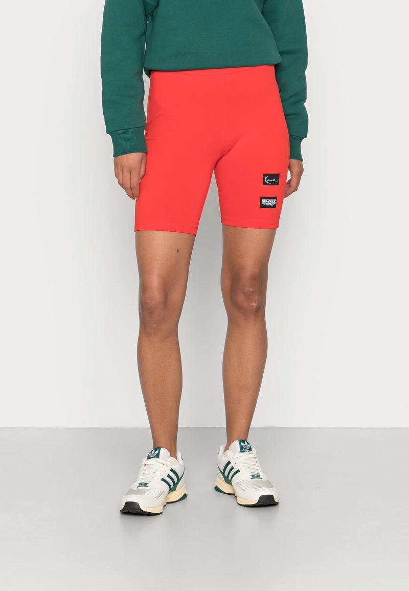 WOVEN SIGNATURE CYCLING - Shorts - red Karl Kani WOVEN SIGNATURE CYCLING - Shorts - Red, Damen -Outlet KARL KANI Store 0272fbd887a94f94a39efba3e031827b