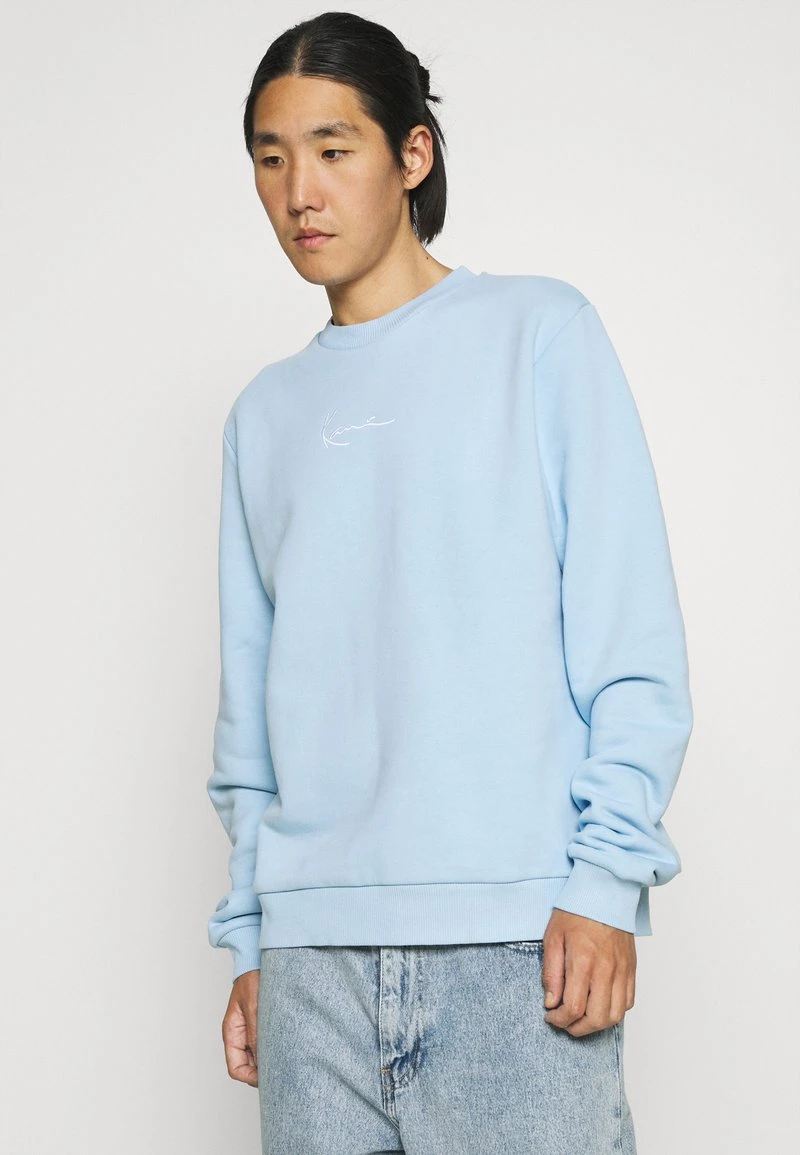 Karl Kani UNISEX SMALL SIGNATURE CREW - Sweatshirt - Light Blue 3 Karl Kani UNISEX SMALL SIGNATURE CREW - Sweatshirt - Light Blue