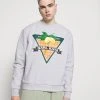 Karl Kani RETRO CREW - Sweatshirt - Grey, Herren 1 Karl Kani RETRO CREW - Sweatshirt - Grey, Herren -Outlet KARL KANI Store 03d79243c67141628e5db6f8956b2b04