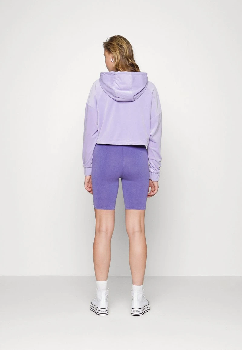 SMALL SIGNATURE CROP HOODIE - Kapuzenpullover - lila Karl Kani SMALL SIGNATURE CROP HOODIE - Kapuzenpullover - Lila, Damen -Outlet KARL KANI Store 04d5191b953d4b68bd3bc2d2f6b056e2