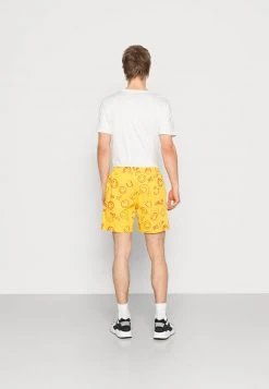 KARL KANI X SMILEY® SIGNATURE RESORT UNISEX - Shorts - Yellow 4 KARL KANI X SMILEY® SIGNATURE RESORT UNISEX - Shorts - Yellow -Outlet KARL KANI Store 04e5d3885c7644d080e4d5c457eab659