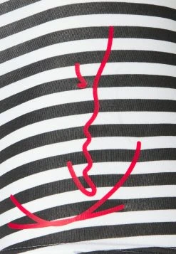 Karl Kani RETRO TAPE BOXER BRIEF 5 PACK - Panties - Grey/black, Herren 11 Karl Kani RETRO TAPE BOXER BRIEF 5 PACK - Panties - Grey/black, Herren -Outlet KARL KANI Store 05896054486c447a8d8261d24afe2df1