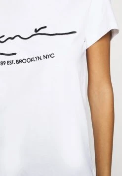 Karl Kani SIGNATURE TEE - T-Shirt Print - White, Damen -Outlet KARL KANI Store 09359a5f4f0245c9b5e5468060c6b117