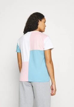 Karl Kani SIGNATURE BLOCK TEE - T-Shirt Print - Light Blue, Damen -Outlet KARL KANI Store 0acec8321baa4ab89b645278665ee91e
