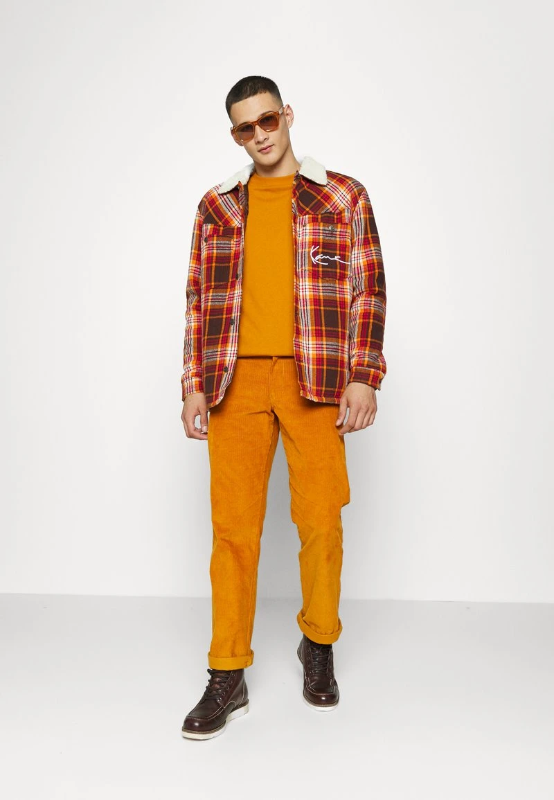 Karl Kani CHEST SIGNATURE UNISEX - Hemd - Dark Red 4 Karl Kani CHEST SIGNATURE UNISEX - Hemd - Dark Red – Bild 2