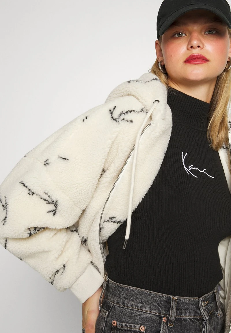 SIGNATURE LOGO JACKET - Winterjacke - cream Karl Kani SIGNATURE LOGO JACKET - Winterjacke - Cream, Damen -Outlet KARL KANI Store 1040419876f14b93a2df7ca9d218dc5f