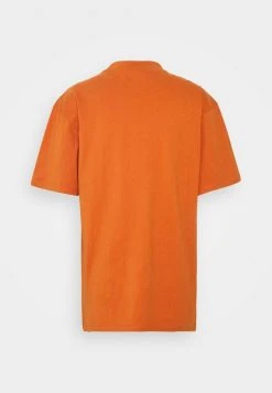 Karl Kani SMALL SIGNATURE TEE UNISEX - T-Shirt Print - Dark Orange 6 Karl Kani SMALL SIGNATURE TEE UNISEX - T-Shirt Print - Dark Orange -Outlet KARL KANI Store 10c83b3ae1ed4206a8b49de1ccbe3e57