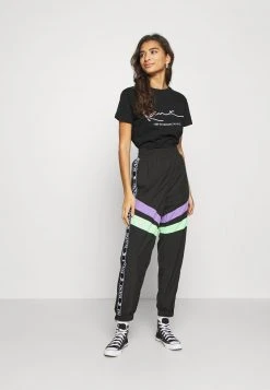 Karl Kani SIGNATURE TEE - T-Shirt Print - Black, Damen 8 Karl Kani SIGNATURE TEE - T-Shirt Print - Black, Damen -Outlet KARL KANI Store 14652a75c732475ba079a0eb6080d003