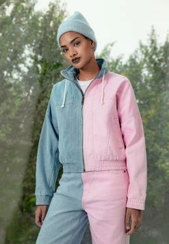 Karl Kani ORIGINALS BLOCK JACKET - Jeansjacke - Rose/blue, Damen 15 Karl Kani ORIGINALS BLOCK JACKET - Jeansjacke - Rose/blue, Damen -Outlet KARL KANI Store 1a8a7839d0514e1e9391f9fcf2e5a710