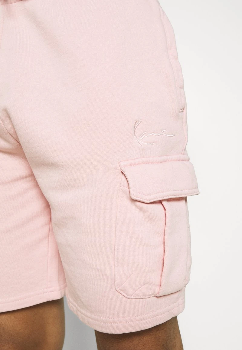 Karl Kani SMALL SIGNATURE WASHED - Shorts - Rose, Herren 8 Karl Kani SMALL SIGNATURE WASHED - Shorts - Rose, Herren – Bild 6