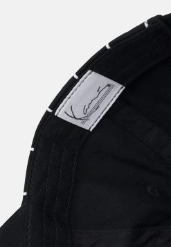 Karl Kani SIGNATURE PINSTRIPE UNISEX - Cap - Black -Outlet KARL KANI Store 28833822ec7141d8bfb7f4d1b591f43f