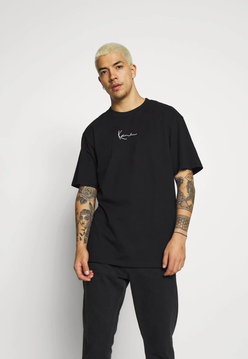 KK SIGNATURE TEE - T-Shirt basic - black Karl Kani KK SIGNATURE TEE - T-Shirt Basic - Black, Herren -Outlet KARL KANI Store 2cea337a41b842ceb3fc990c19bd1f8c