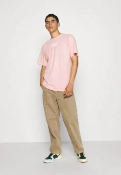 Karl Kani SMALL SIGNATURE BOX WASHED TEE UNISEX - T-Shirt Print - Rose 10 Karl Kani SMALL SIGNATURE BOX WASHED TEE UNISEX - T-Shirt Print - Rose -Outlet KARL KANI Store 2e437dc0f6ba4fbeab9184592ca9b94c