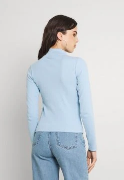 Karl Kani SMALL SIGNATURE TURTLE NECK - Strickpullover - Light Blue, Damen -Outlet KARL KANI Store 32c392e61be04206b1e0a17458f44c9c