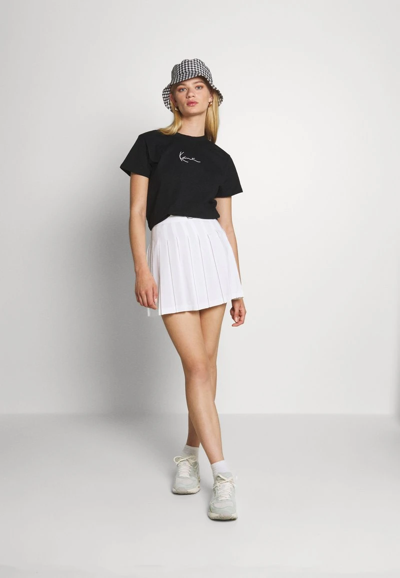 SMALL SIGNATURE TEE - T-Shirt basic - black Karl Kani SMALL SIGNATURE TEE - T-Shirt Basic - Black, Damen -Outlet KARL KANI Store 3563f60ec4354bda9e2de4780ca8ad67