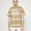 Karl Kani SIGNATURE TEE UNISEX - T-Shirt Print - Sand -Outlet KARL KANI Store 38f09b1f330043e995bb39717dbde168