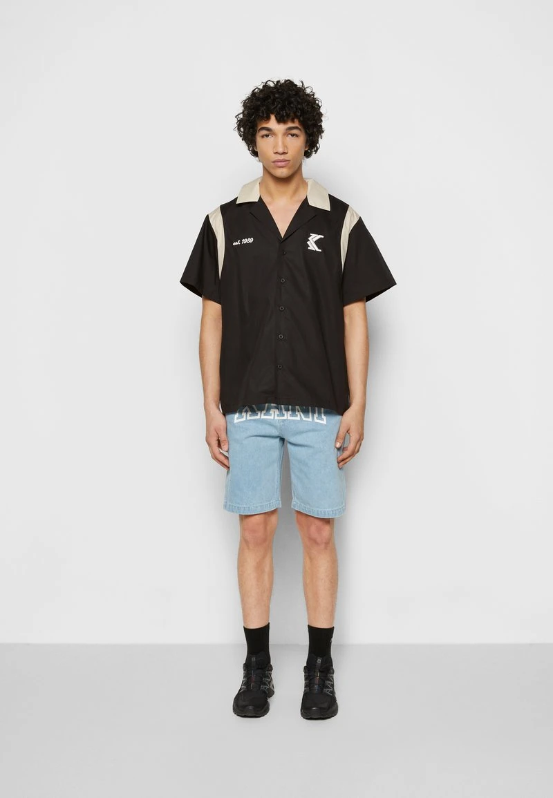 BOWLING SHIRT - Hemd - black Karl Kani BOWLING SHIRT - Hemd - Black, Herren -Outlet KARL KANI Store 39abb9b561034992b08862920510ecce