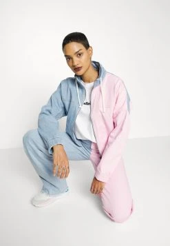 Karl Kani BLOCK WIDE LEG PANTS - Jeans Relaxed Fit - Rose/blue, Damen 18 Karl Kani BLOCK WIDE LEG PANTS - Jeans Relaxed Fit - Rose/blue, Damen -Outlet KARL KANI Store 3a16747ac1524b7688bfd6cbdd1539b9