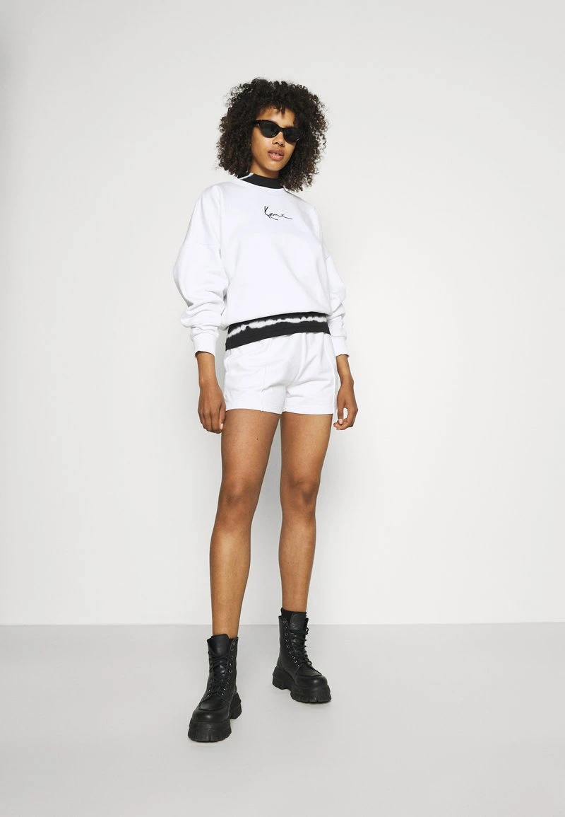 Karl Kani SIGNATURE - Shorts - White, Damen 4 Karl Kani SIGNATURE - Shorts - White, Damen – Bild 2