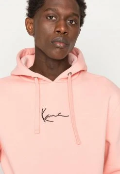 Karl Kani SMALL SIGNATURE HOODIE UNISEX - Kapuzenpullover - Light Rose 11 Karl Kani SMALL SIGNATURE HOODIE UNISEX - Kapuzenpullover - Light Rose -Outlet KARL KANI Store 3d3b92c02d93438c866f27fd92095811
