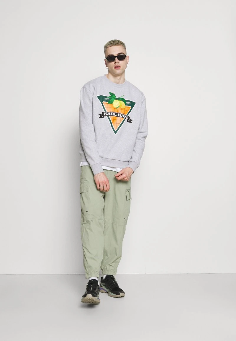 Karl Kani RETRO CREW - Sweatshirt - Grey, Herren 4 Karl Kani RETRO CREW - Sweatshirt - Grey, Herren – Bild 2