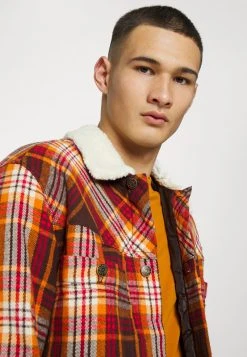 Karl Kani CHEST SIGNATURE UNISEX - Hemd - Dark Red 13 Karl Kani CHEST SIGNATURE UNISEX - Hemd - Dark Red -Outlet KARL KANI Store 444e93931de8476b8c27eb7078dd983f