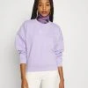 Karl Kani SMALL SIGNATURE CREW - Sweatshirt - Purple, Damen -Outlet KARL KANI Store 496f1e3651954a14a601a57cee5309a4