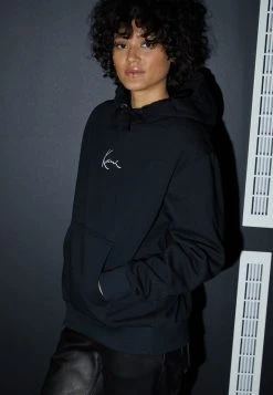 Karl Kani SMALL SIGNATURE ESSENTIAL LOOSE FIT HOODIE BLACK - Sweatshirt - Black, Damen -Outlet KARL KANI Store 4d5020d446a5497698e7d16fdc8e74d8