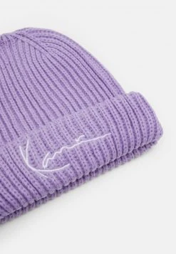 Karl Kani SIGNATURE FISHERMAN BEANIE UNISEX - Mütze - Purple -Outlet KARL KANI Store 4e547f3dc0e143b7b5a76648dfb26d7d