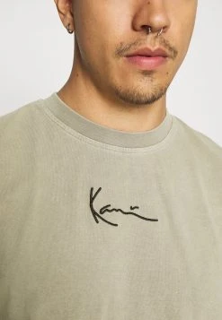 Karl Kani SMALL SIGNATURE WASHED TEE - T-Shirt Print - Dark Green, Herren -Outlet KARL KANI Store 4ecbe5ec3fcc4d6ba730327a143b490b