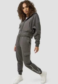 Karl Kani SIGNATURE CARGO - Jogginghose - Dark Grey, Damen 6 Karl Kani SIGNATURE CARGO - Jogginghose - Dark Grey, Damen -Outlet KARL KANI Store 57649c488e0f4140bd6fea044fecfbb2
