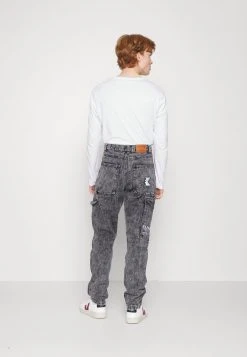 Karl Kani RETRO MOON PANTS - Jeans Relaxed Fit - Dark Grey, Herren -Outlet KARL KANI Store 5b4e64ce62dc48f9b561b90a851e1847