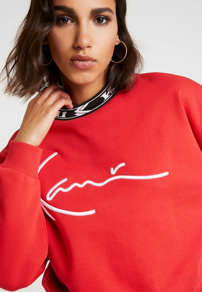 Karl Kani SIGNATURE CREW - Sweatshirt - Red/white/black, Damen 9 Karl Kani SIGNATURE CREW - Sweatshirt - Red/white/black, Damen – Bild 7