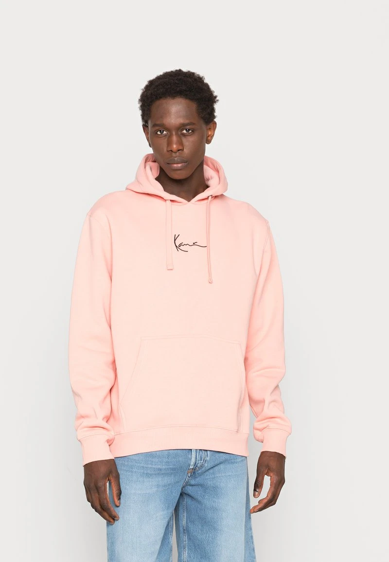 Karl Kani SMALL SIGNATURE HOODIE UNISEX - Kapuzenpullover - Light Rose 3 Karl Kani SMALL SIGNATURE HOODIE UNISEX - Kapuzenpullover - Light Rose