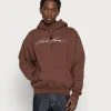Karl Kani AUTOGRAPH HOODIE UNISEX - Kapuzenpullover - Brown -Outlet KARL KANI Store 61a88eba705642f184d4ae3afb064207