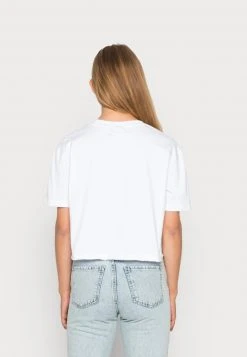 Karl Kani SIGNATURE CROP PRINT TEE WHITE - T-Shirt Print - White, Damen 4 Karl Kani SIGNATURE CROP PRINT TEE WHITE - T-Shirt Print - White, Damen -Outlet KARL KANI Store 63581596f72246e5a61a40f400d4fd24