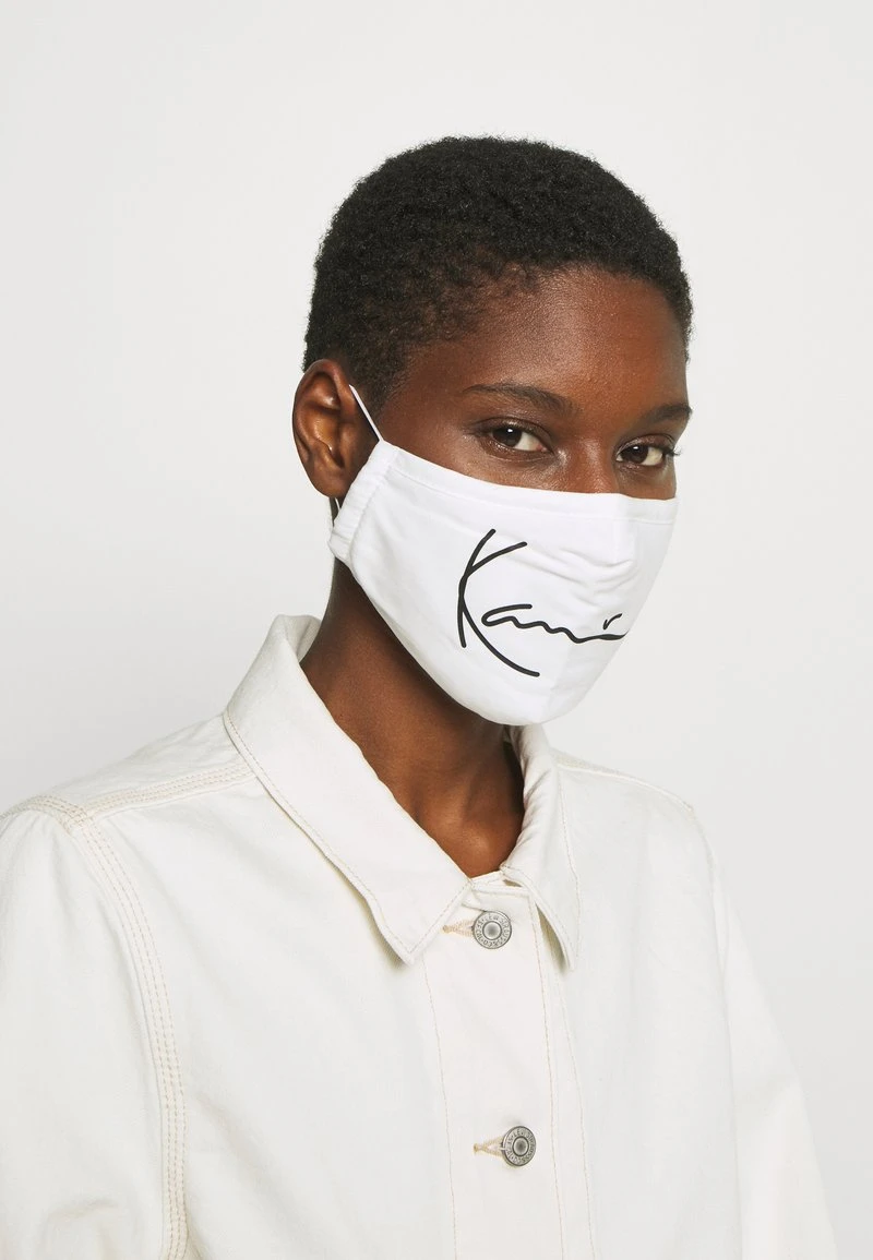 Karl Kani SIGNATURE FACE MASK - Stoffmaske - White, Unisex 4 Karl Kani SIGNATURE FACE MASK - Stoffmaske - White, Unisex – Bild 2