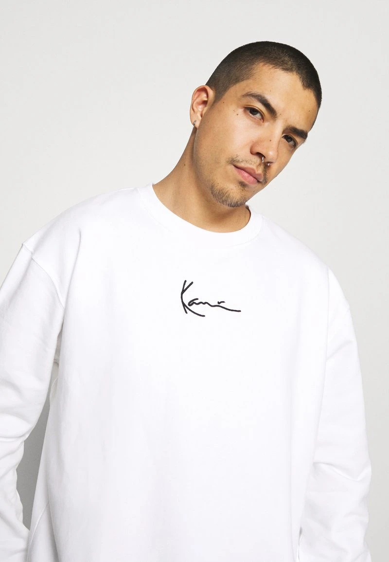 Karl Kani SMALL SIGNATURE CREW - Sweatshirt - White, Herren 6 Karl Kani SMALL SIGNATURE CREW - Sweatshirt - White, Herren – Bild 4