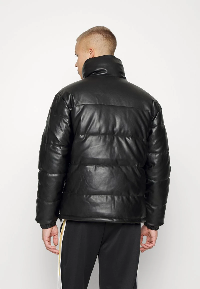 RETRO PUFFER JACKET - Winterjacke - dark grey Karl Kani RETRO PUFFER JACKET - Winterjacke - Dark Grey, Herren -Outlet KARL KANI Store 665b19f6cc544aeaa6be3cbe94623beb