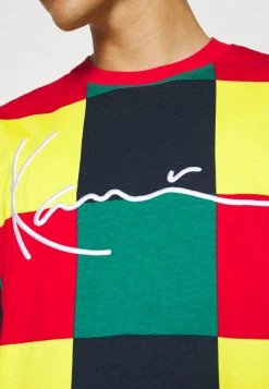 Karl Kani SIGNATURE BLOCK TEE UNISEX - T-Shirt Print - Red 13 Karl Kani SIGNATURE BLOCK TEE UNISEX - T-Shirt Print - Red -Outlet KARL KANI Store 67387d46a2e84012b1f9433accd5555b