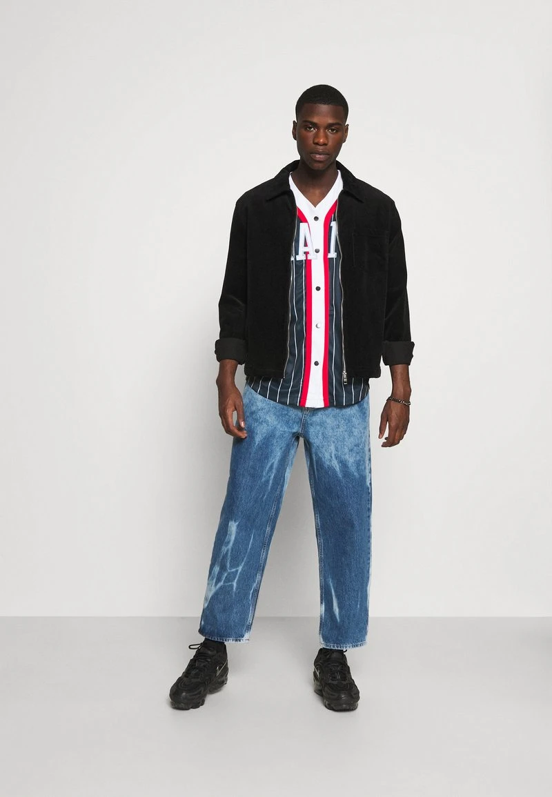 COLLEGE BLOCK PINSTRIPE BASEBALL SHIRT - Hemd - navy Karl Kani COLLEGE BLOCK PINSTRIPE BASEBALL SHIRT - Hemd - Navy, Herren -Outlet KARL KANI Store 6bb3d271b194493680530b5d39eb77be