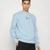 Karl Kani SMALL SIGANTURE CREW UNISEX - Sweatshirt - Light Blue -Outlet KARL KANI Store 6c0f887eed674489960d66b8639b1abc