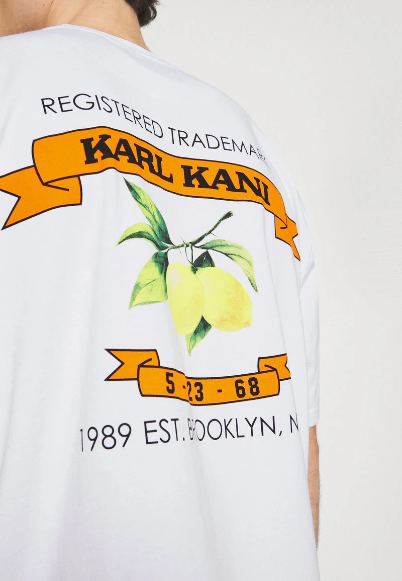 Karl Kani UNISEX SMALL SIGNATURE TEE - T-Shirt Print - White 8 Karl Kani UNISEX SMALL SIGNATURE TEE - T-Shirt Print - White – Bild 6
