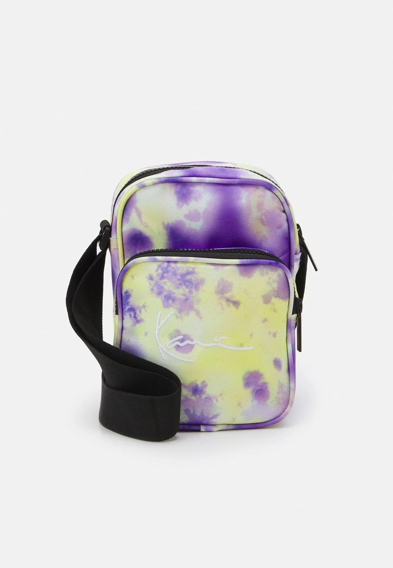 Karl Kani SIGNATURE TIE DYE MESSENGER - Umhängetasche - Lilac/yellow, Herren 3 Karl Kani SIGNATURE TIE DYE MESSENGER - Umhängetasche - Lilac/yellow, Herren