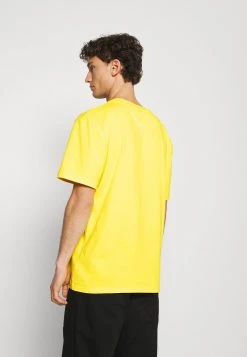 Karl Kani SIGNATURE TEE UNISEX - T-Shirt Print - Yellow 12 Karl Kani SIGNATURE TEE UNISEX - T-Shirt Print - Yellow -Outlet KARL KANI Store 6f6b02f6069d421f94c565ecb2906f3b
