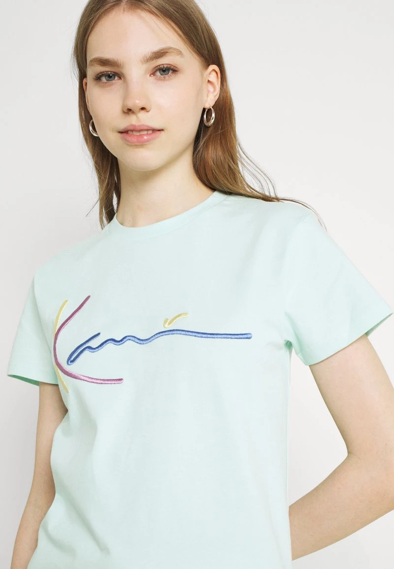 SIGNATURE TEE - T-Shirt print - mint Karl Kani SIGNATURE TEE - T-Shirt Print - Mint, Damen -Outlet KARL KANI Store 6f7ac443d29c4036aabc05f783df62e2