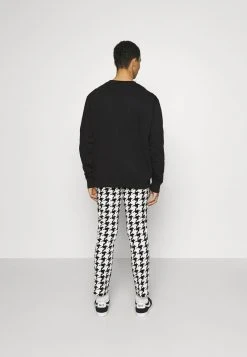 Karl Kani SMALL SIGNATURE CREW - Sweatshirt - Black, Herren 10 Karl Kani SMALL SIGNATURE CREW - Sweatshirt - Black, Herren -Outlet KARL KANI Store 72f1886b6d6d4079a629c6473917b474