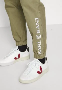 Karl Kani RETRO WASHED PANTS - Cargohose - Dark Green, Herren 11 Karl Kani RETRO WASHED PANTS - Cargohose - Dark Green, Herren -Outlet KARL KANI Store 7791bba4fd5a499d8cd19dd9ea3d959d