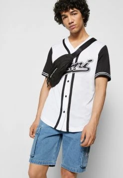 Karl Kani RETRO CARGO SHORTS VINTAGE - Shorts - Vintage Mid Blue, Herren -Outlet KARL KANI Store 794f08246421439f96c672534cbfe25b